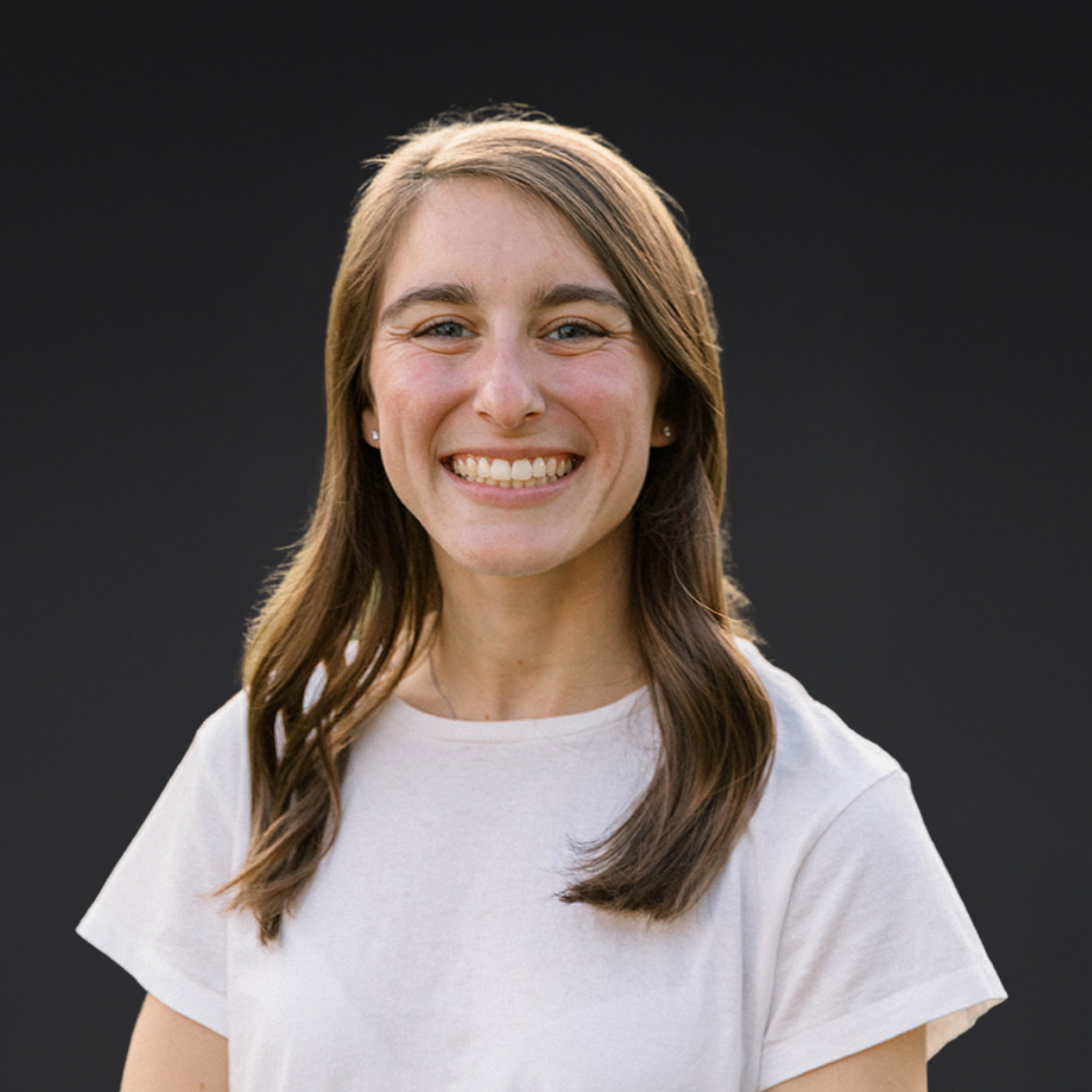 Gravitas Website Our Faculty Headshots Ali Meehan